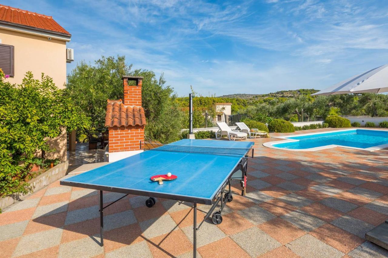 Villa Bravura Milna Milna  Ngoại thất bức ảnh