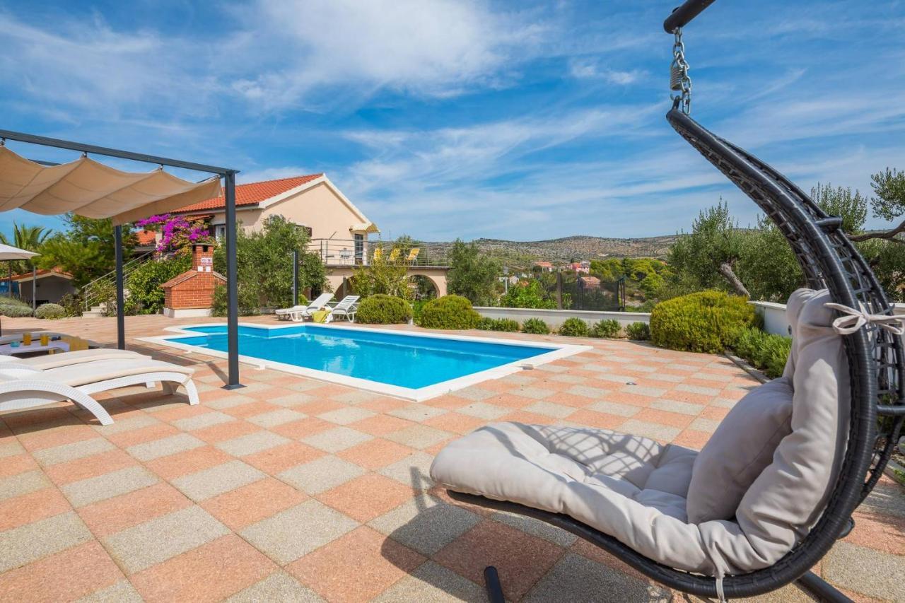 Villa Bravura Milna Milna  Ngoại thất bức ảnh