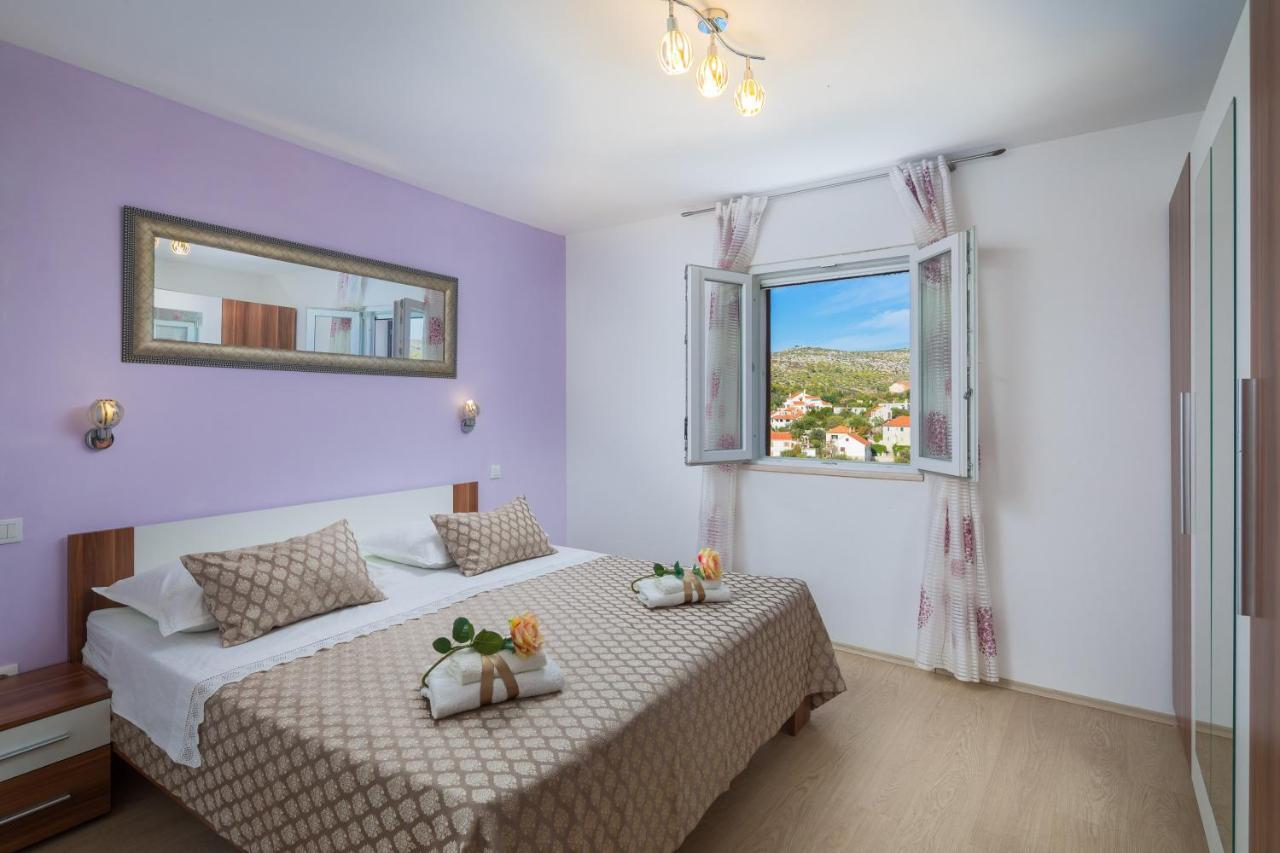 Villa Bravura Milna Milna  Ngoại thất bức ảnh