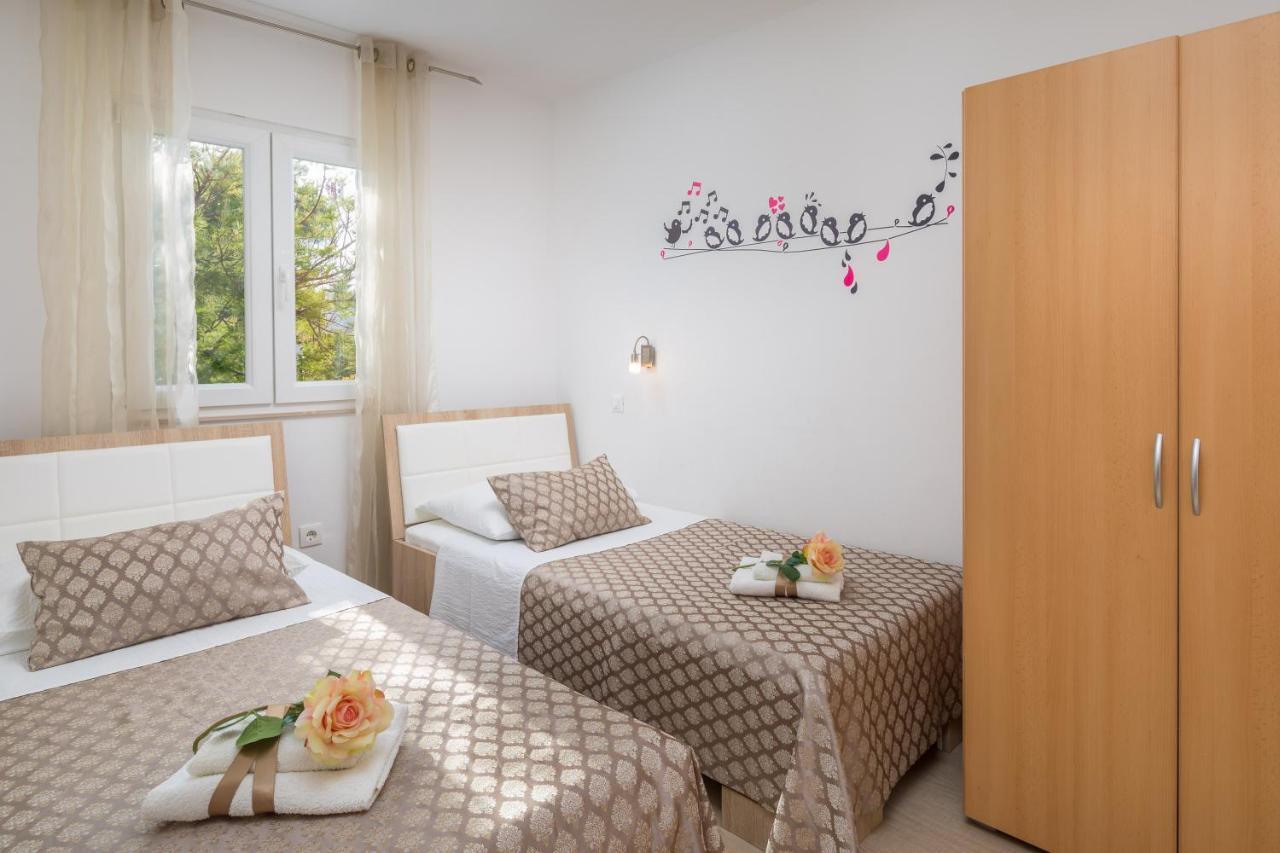 Villa Bravura Milna Milna  Ngoại thất bức ảnh